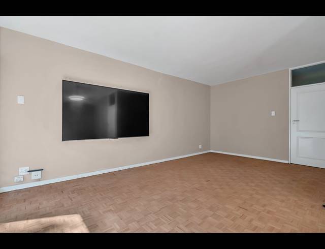 3 BEDROOM APARTMENT FOR SALE IN SANDOWN